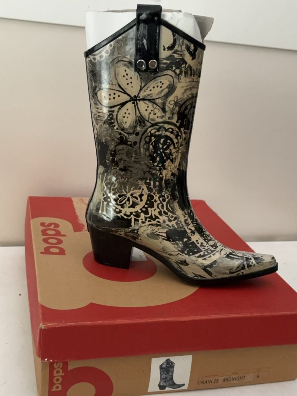 Rain Bops Black White Floral Rubber Rain Boots Womens 6 Western Cowgirl Festival